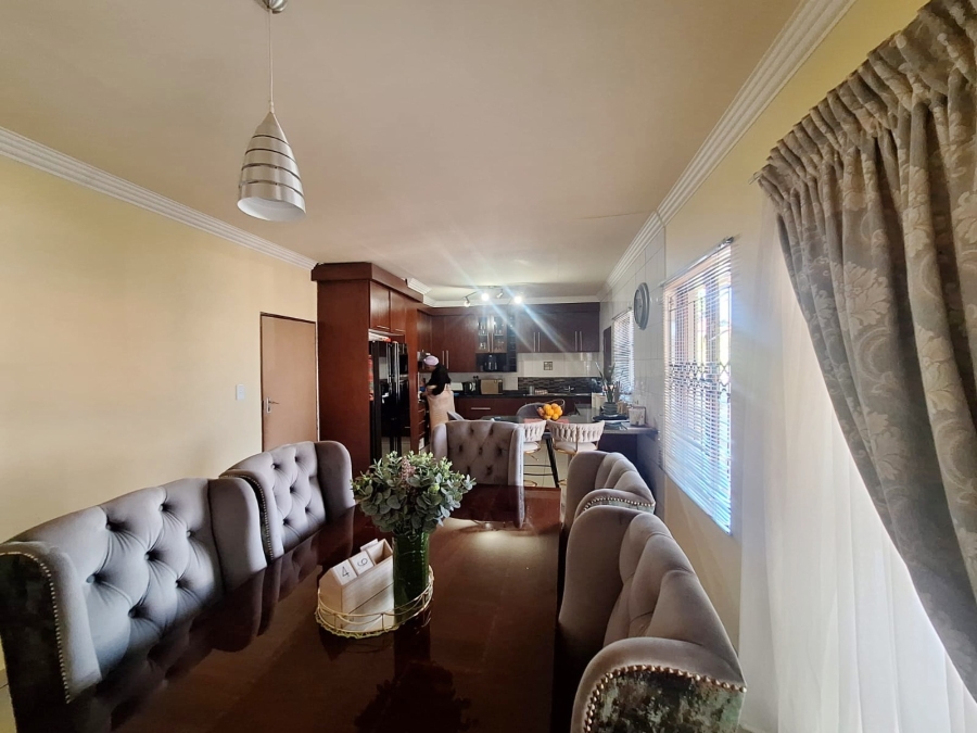3 Bedroom Property for Sale in Melodie North West
